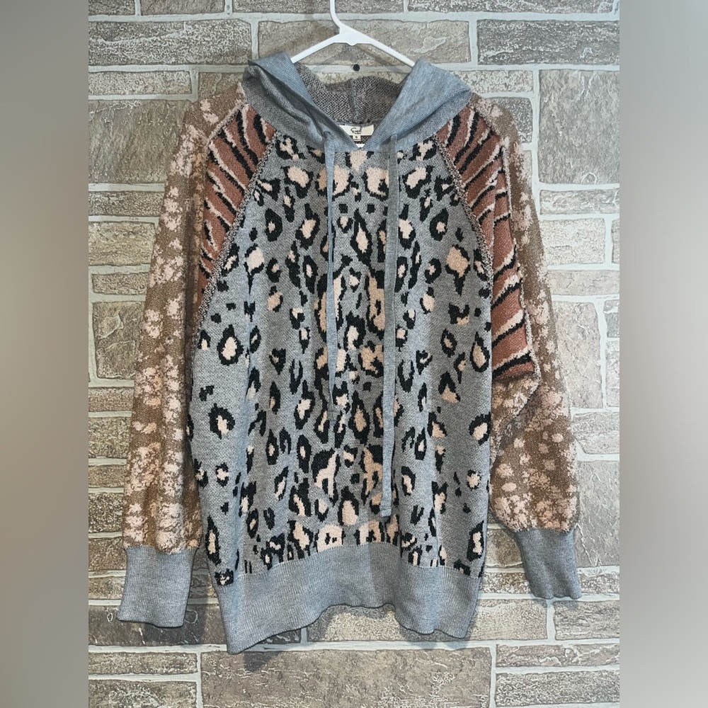 Easel Mix Media Animal Print Sweater Hoodie Size Small